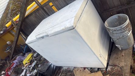 Cold spot porcelain freezer works excellent