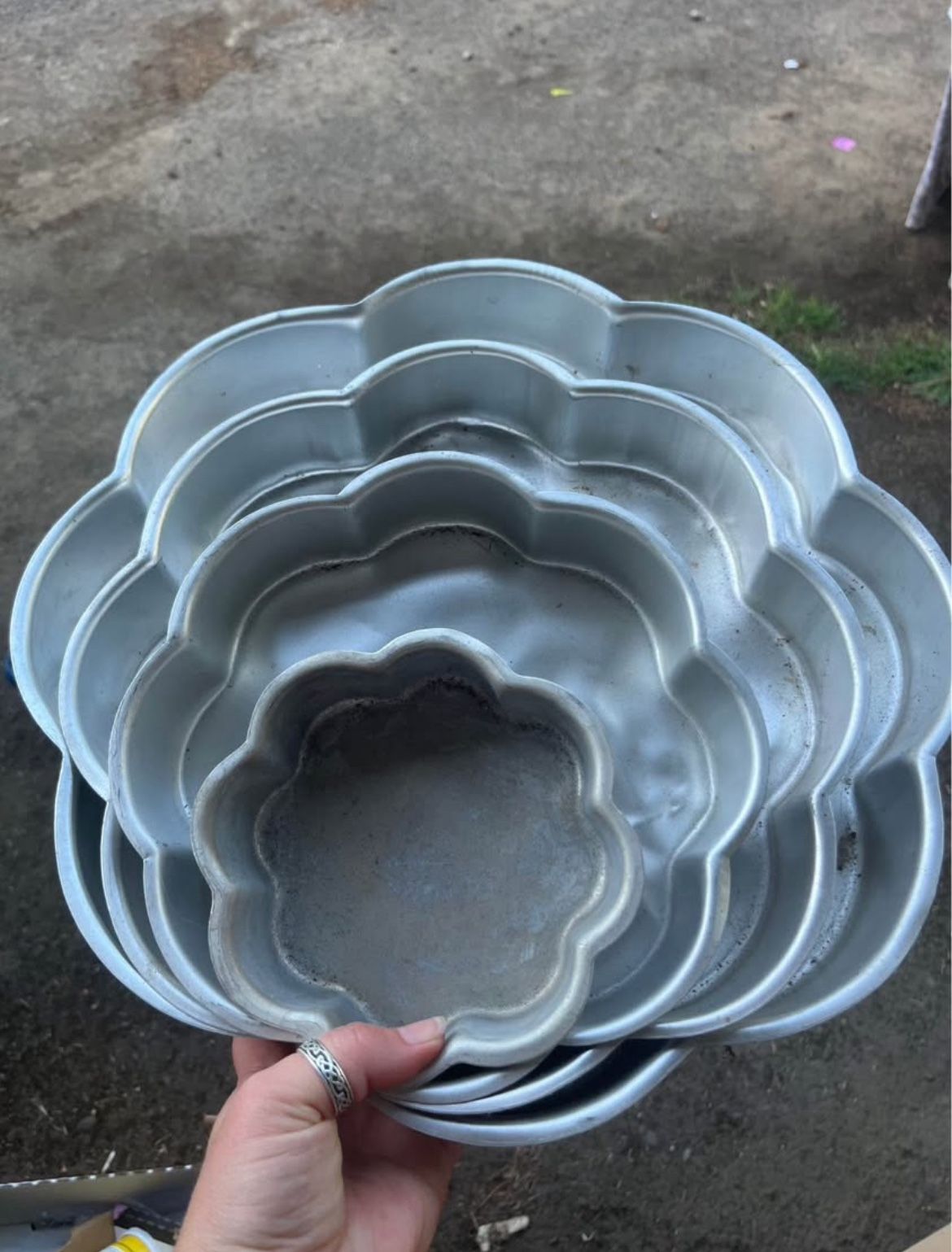 Wilton flower Stackable Wedding Cake Pans