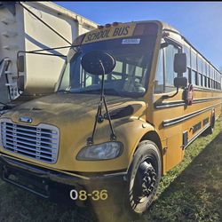 2008 Freightliner Thomas Bus