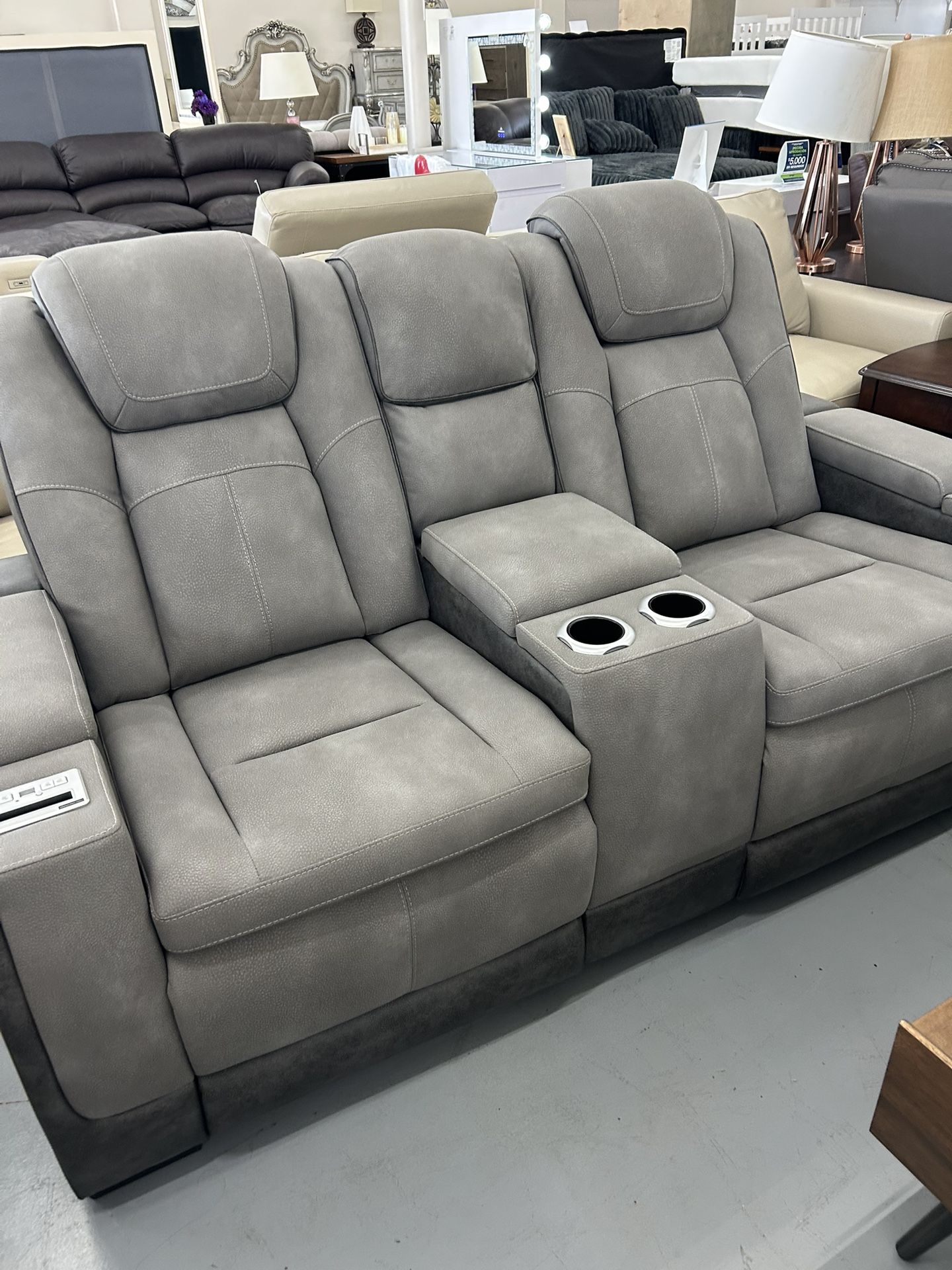/// Sofas Recliners Set Or Manual In Stock \\\