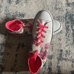 Floral Converse 