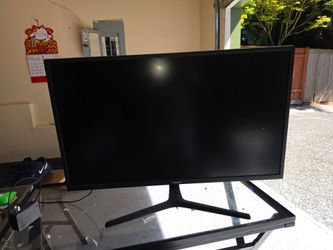 Samsung 32" Monitor