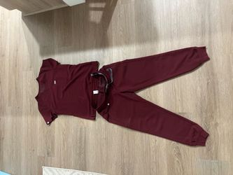 Women’s Figs Scrubs