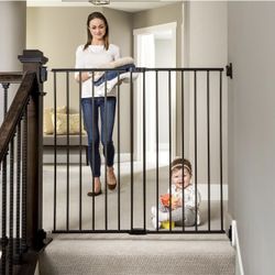 Baby Gate / Pet Gate / Dog Gate 