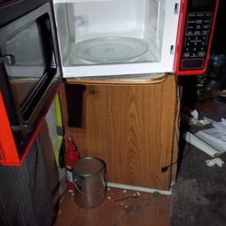 Microwave 1100 Watts