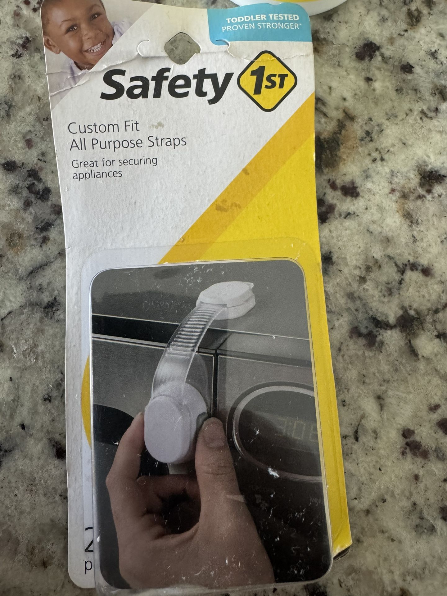 2 Safety 1st All Purpose Appliance Safety Straps – Unopened