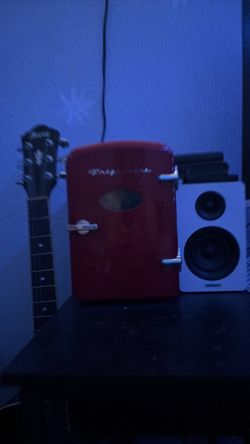 red mini fridge small