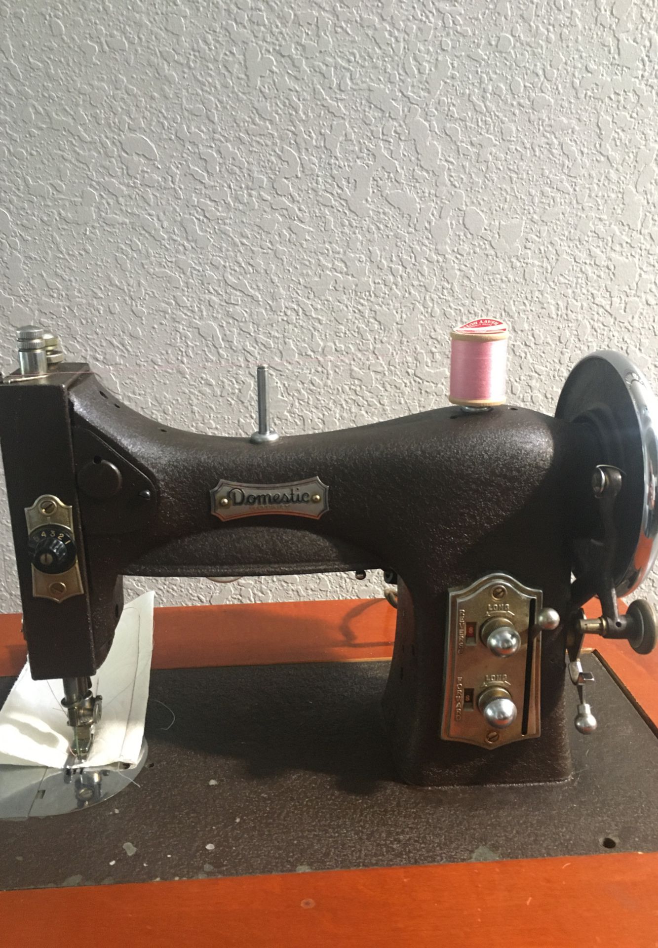 Sewing machine - Domestic
