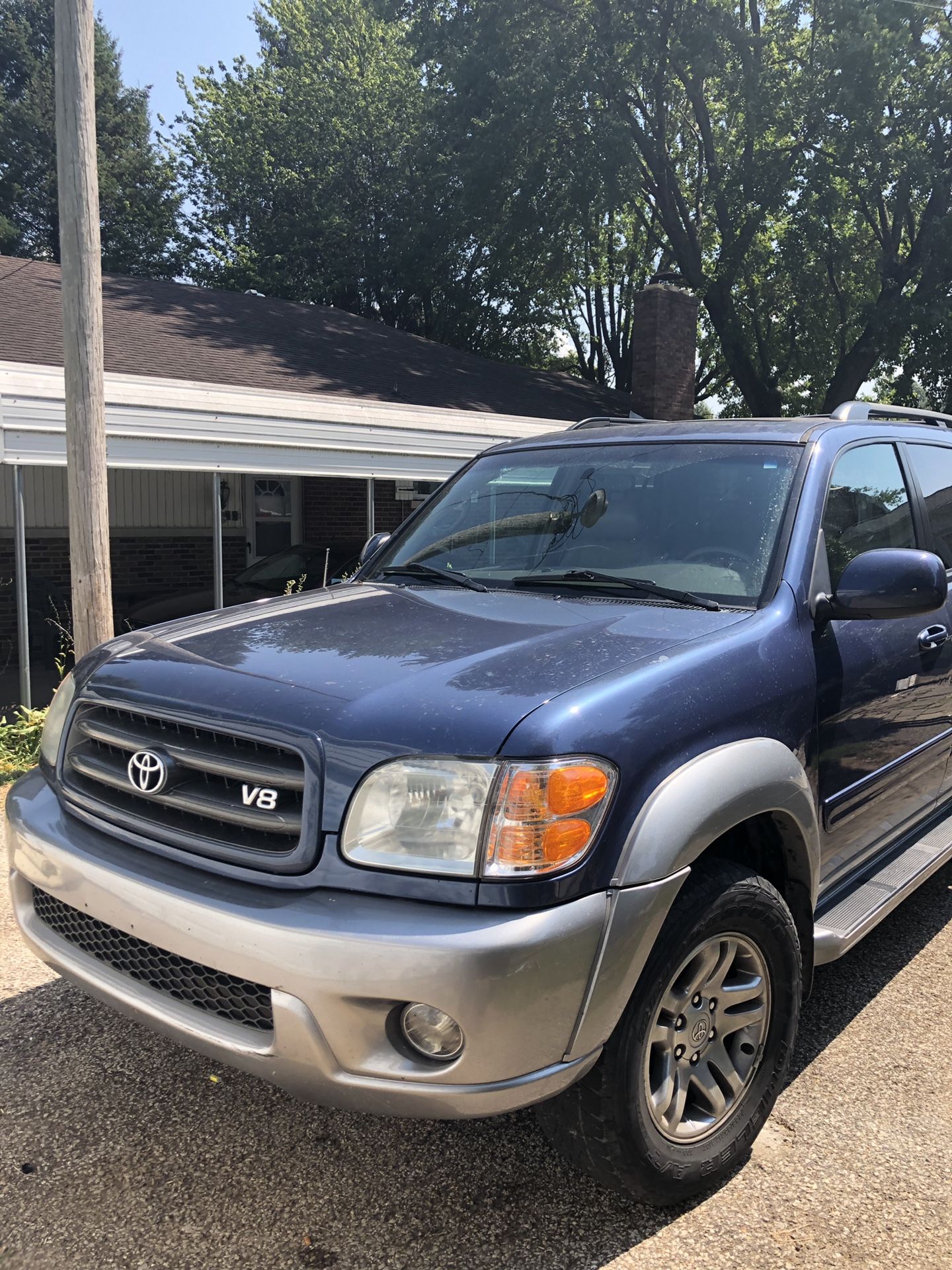 2004 Toyota Sequoia