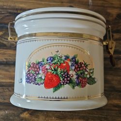 Knotts Berry Farm Food Jar