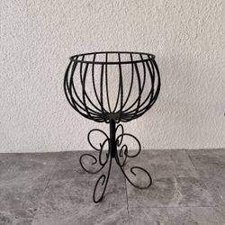 Iron Round Plant Stand 