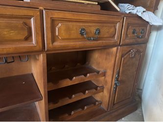 Bar and Bar stood