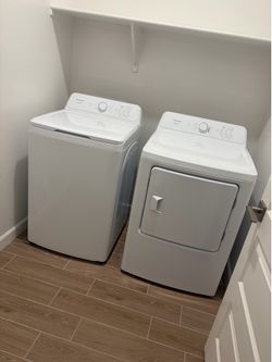Brand new washer dryer set