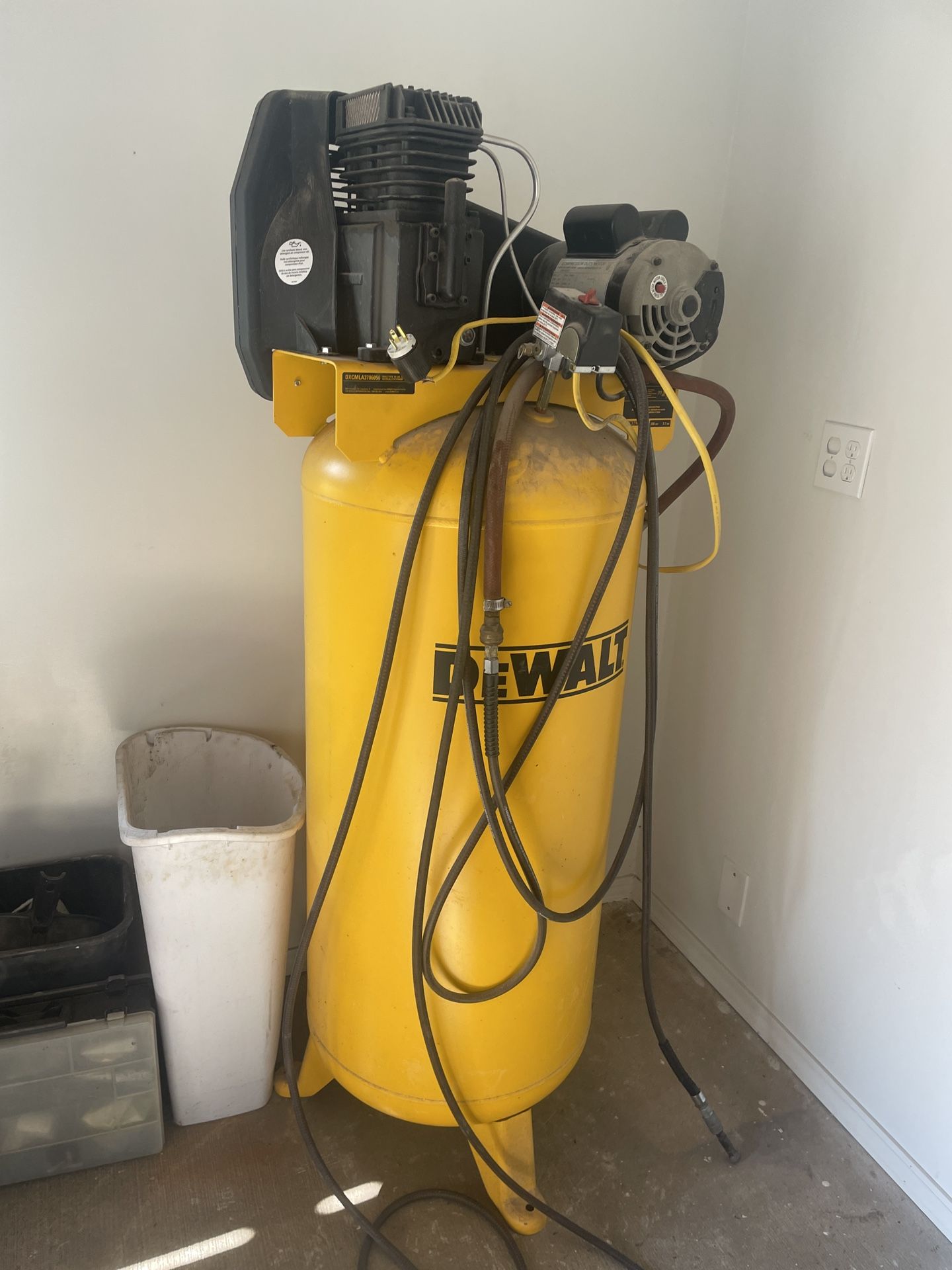 DeWalt 60 Gallon Air Compressor