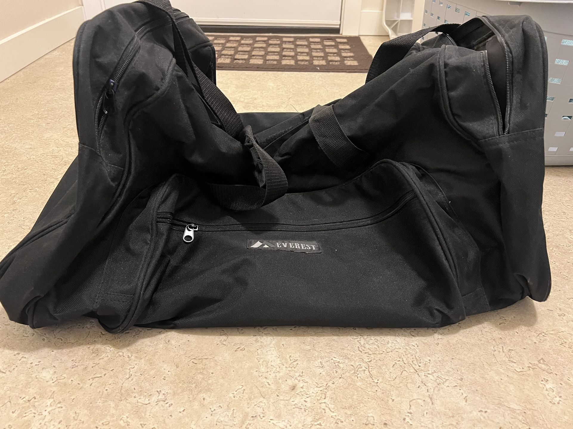 Sturdy Everest Duffle Bag-28x14x14
