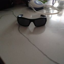 Oakley Gascan Sunglasses  MATTE BLACK 