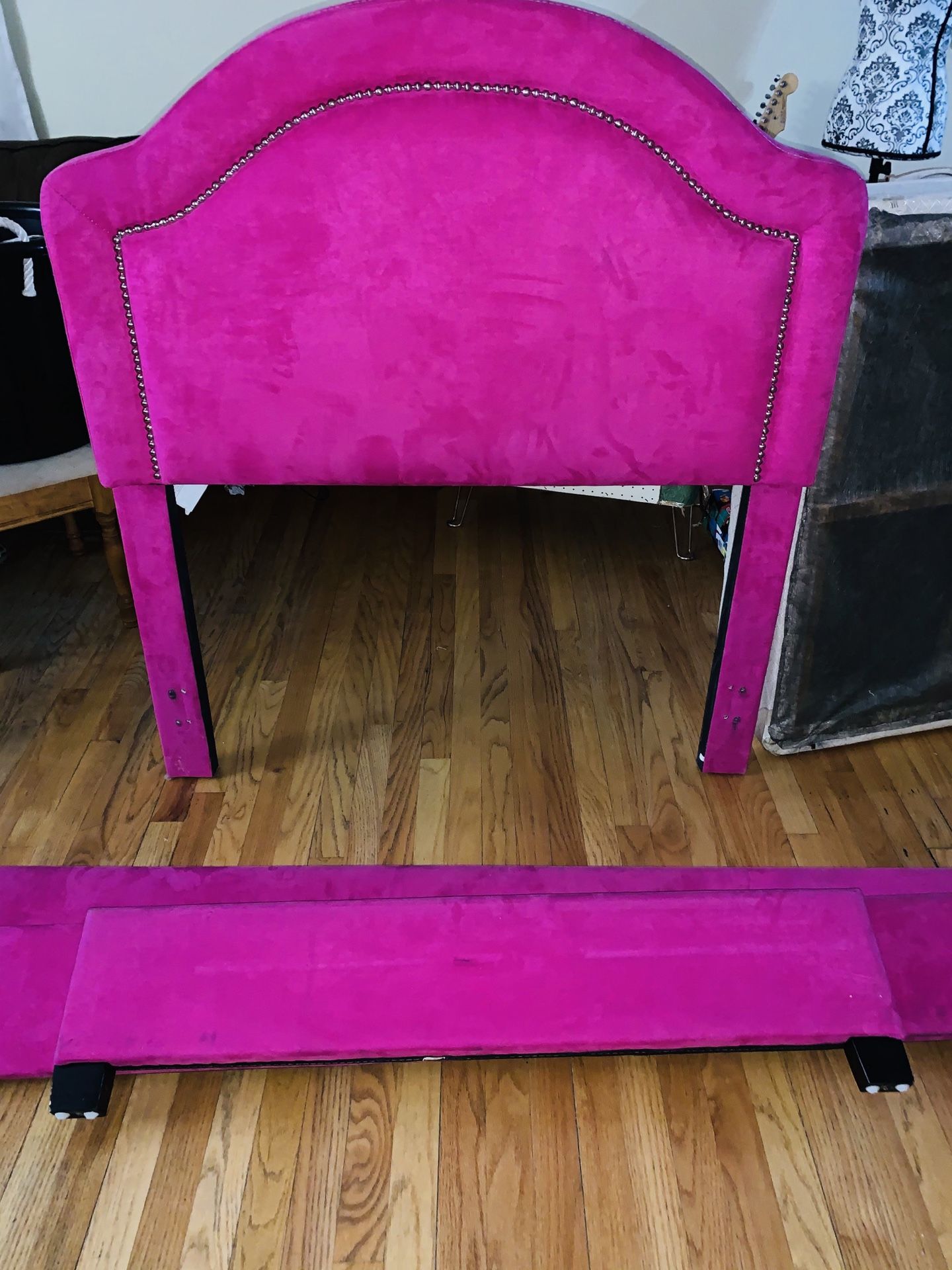 Twin bed frame
