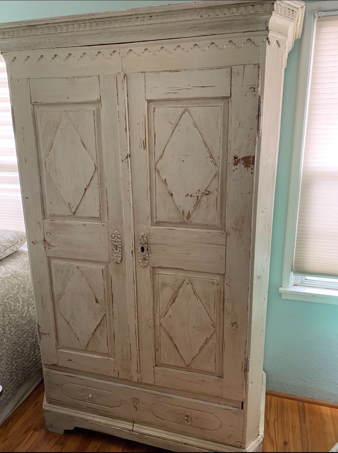 Armoire