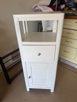 White Wood Nightstand with Drawer and Cabinet