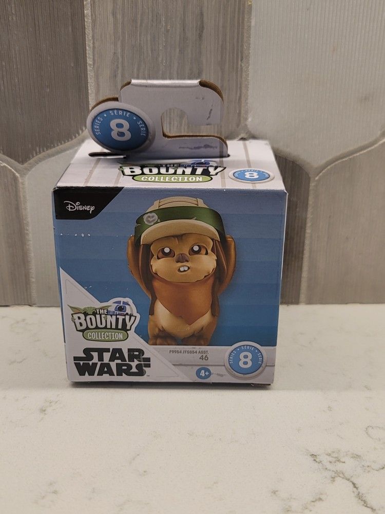 Disney Star Wars The Bounty Collection Series 8 WICKET #46 NEW Ewok Figure Rare