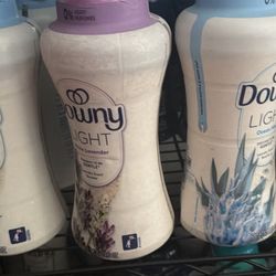 Downy Unstoppables