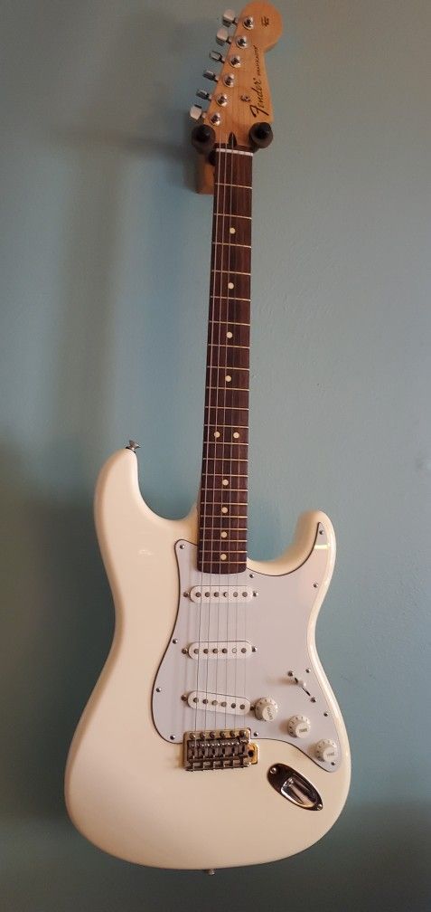 Fender Stratocaster MIM