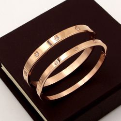 B56- Luxury Lovers Bangle Bracelet Cubic Zircons! 10- ZIRCONS!