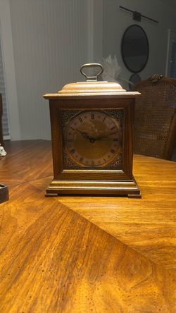 Howard Miller clock