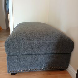 Free Ottoman