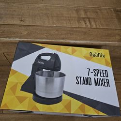 New 7 speed mixer stand
Sleek design 
Powerful motor
Whisk & dough hook attachment 

