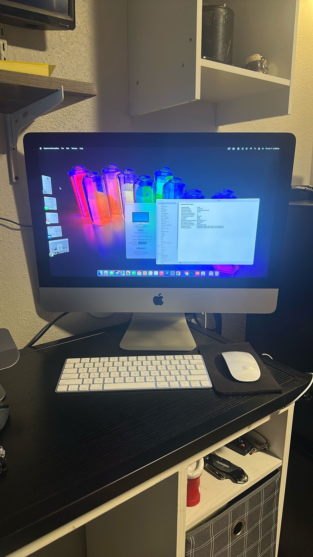 iMac Apple Computer (with keyboard and mouse)