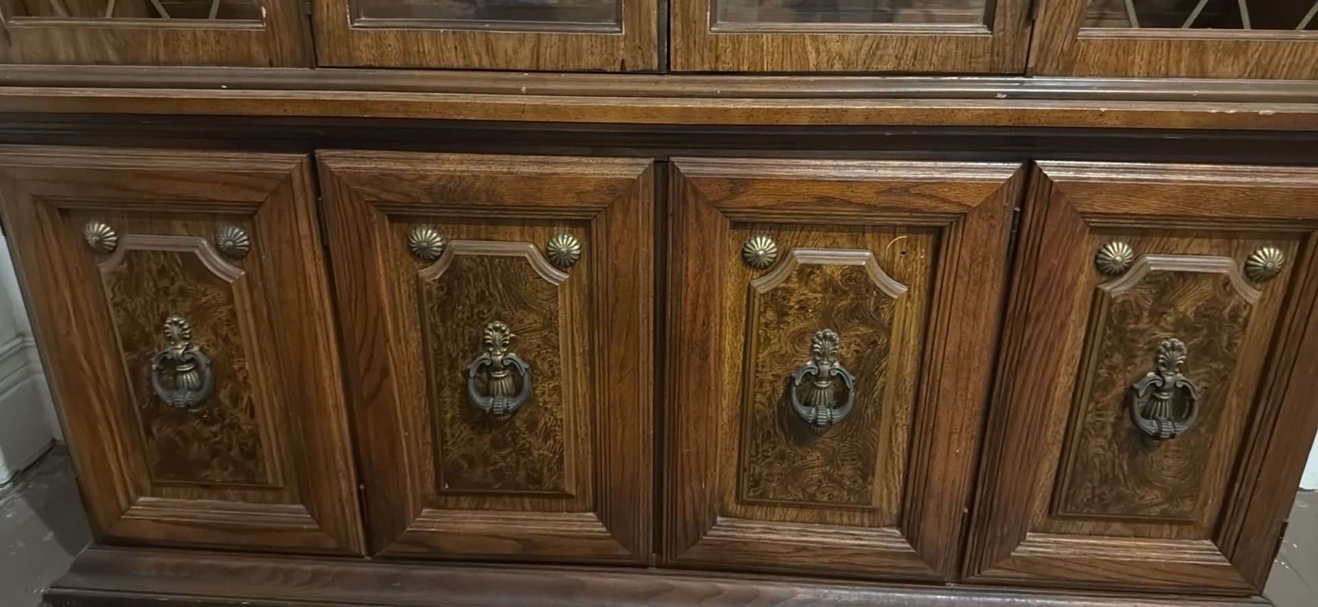 China cabinet