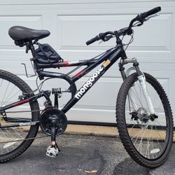 Mongoose 26" wheel Mountain Bike