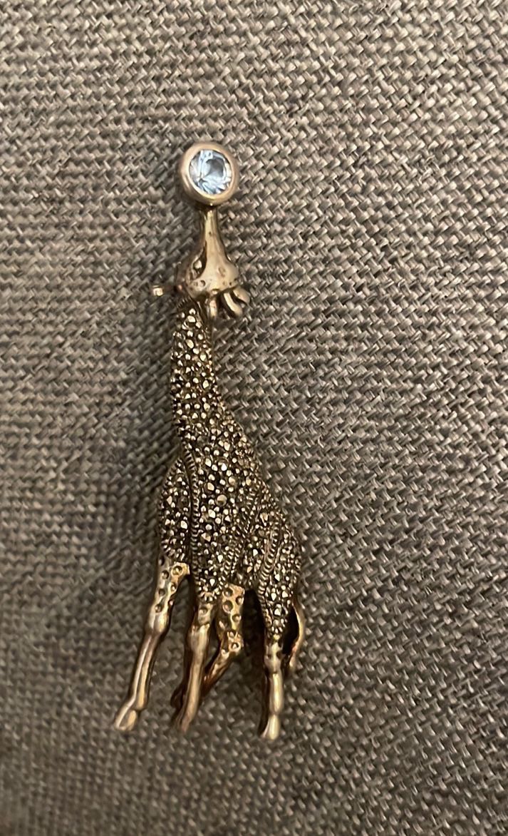 sterling marcasite giraffe vintage brooch 