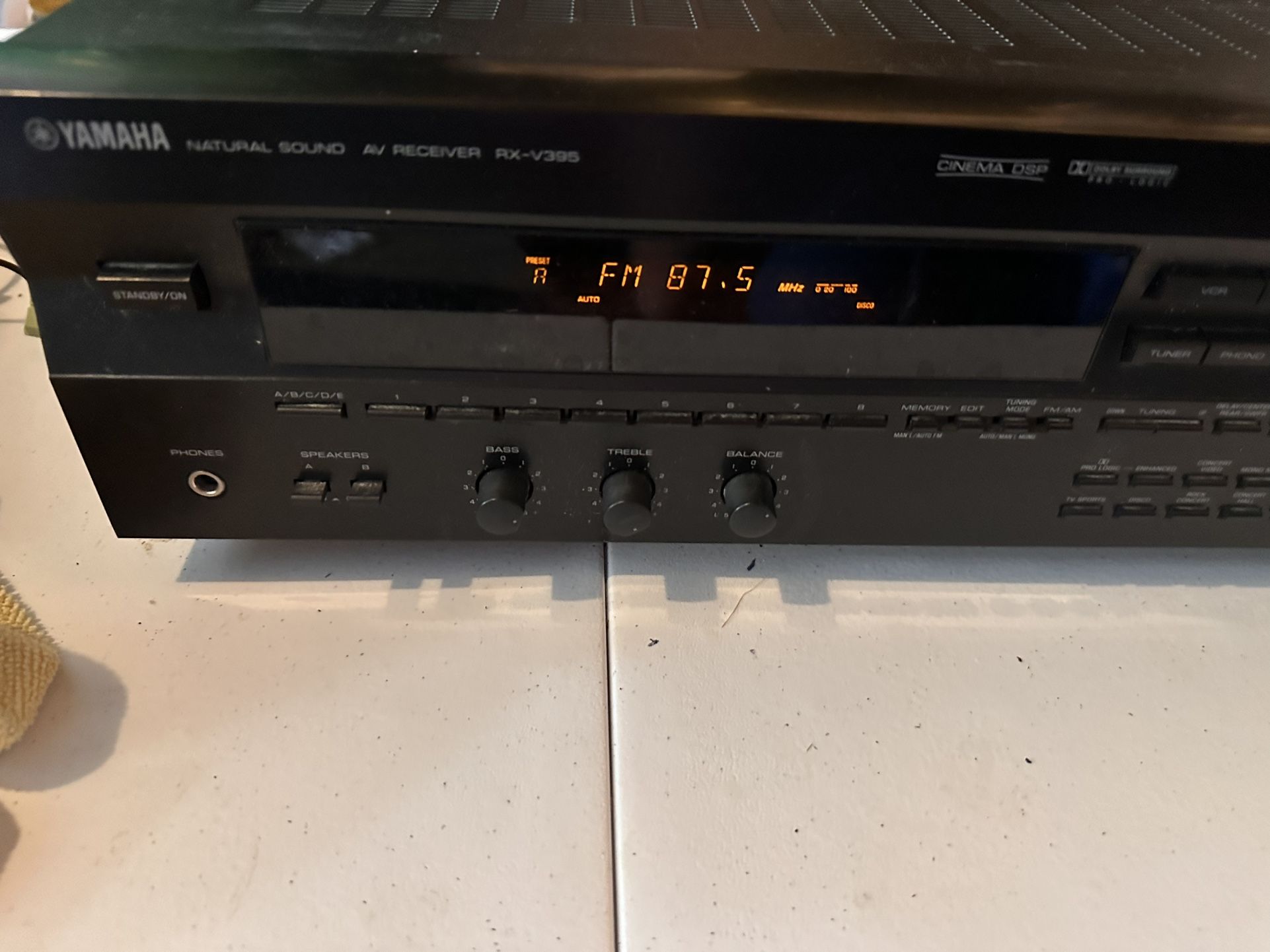 YAMAHA RXV395 RECEIVER