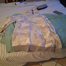 Size 18/20  Boys Hoodie