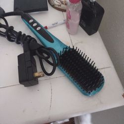 Hair Brush Built In Straightner