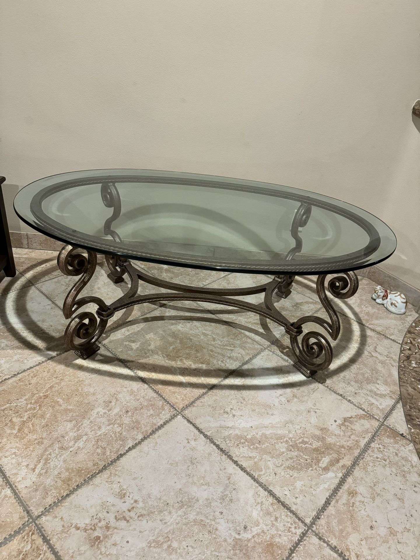 Solano Cocktail Table With Glass Top