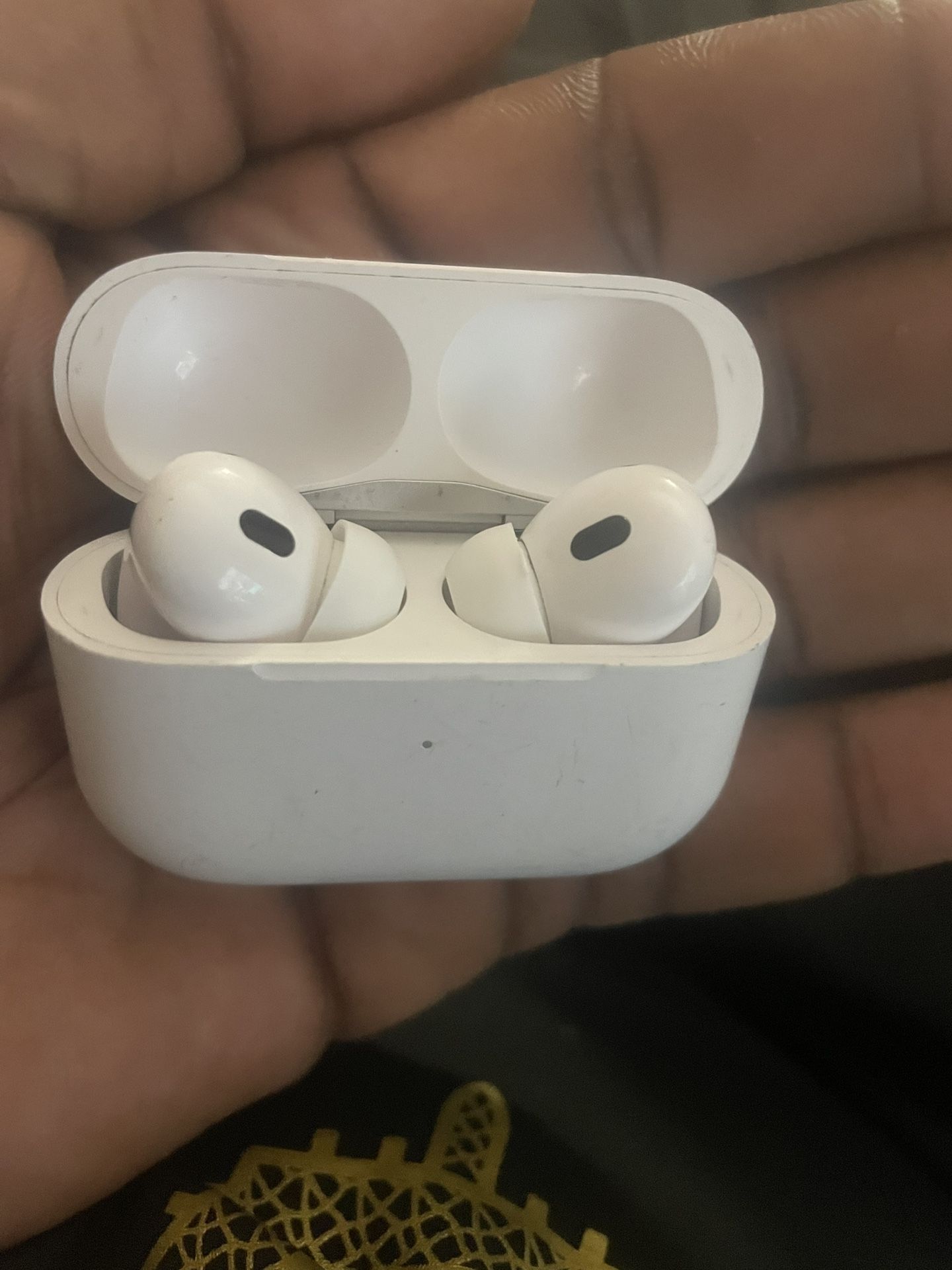 AirPods
