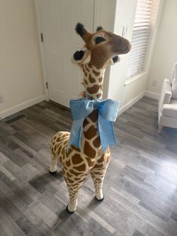 Melissa and Doug’s 4ft giraffe