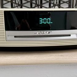 Bose Wave Music System III w.Remote
