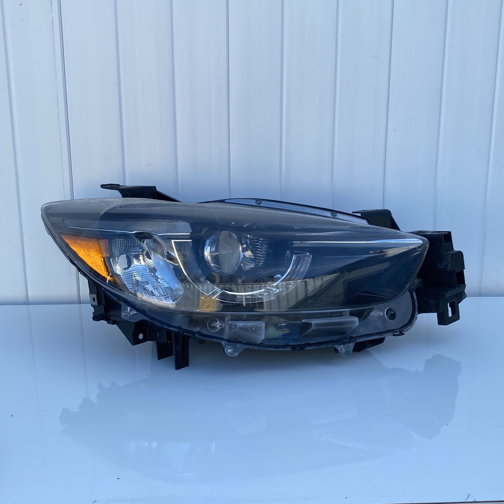 2013 2014 2015 2016 MAZDA CX-5 HID Adaptive Headlight Right Passenger Side OEM