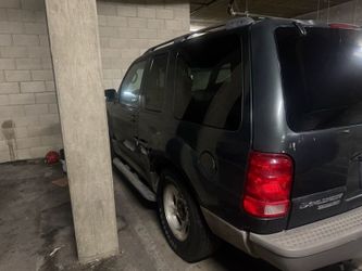 ford explorer