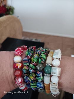 Boho Stackable Beaded Stretch Bracelets – Set of 6 Colorful Styles
Price: $25.00 (Set of 6)