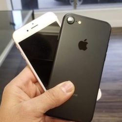 iPhone 8 64Gb carrier unlocked plus charger