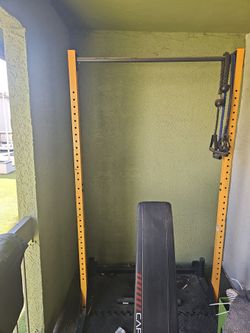 Pull up bar & waits holder