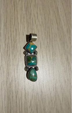 Mojave turquoise with sterling silver pendant