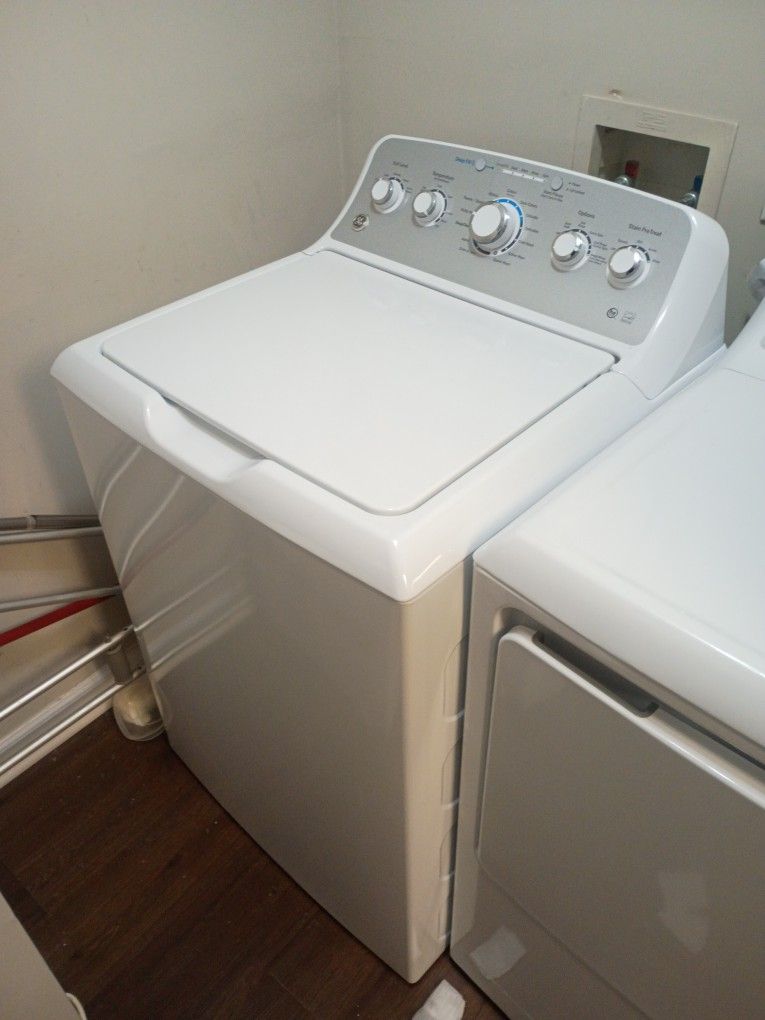 Washer And Dryer practically Brand New