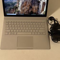 Microsoft Surface Book (1st Gen) – i7 / 16GB RAM / 512GB SSD / NVIDIA GPU