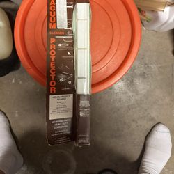 Eureka Sanitaire  Magnet Clean With Magnet Cover
